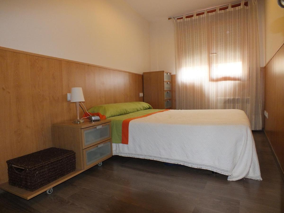 La Llar De Peramola Apartment Ngoại thất bức ảnh
